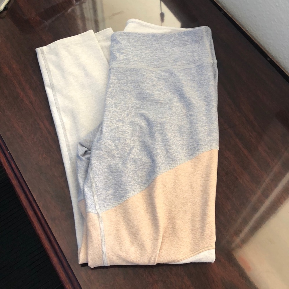 Outdoor voices tricolor leggings